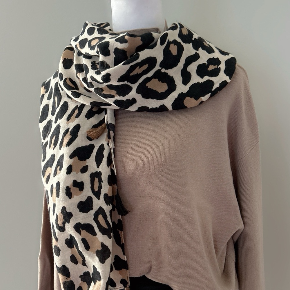 XL Leopard Print Scarf